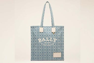 BALLY Crystalia淺藍色色Logo皮標帆布托特包