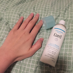 敏感肌連續使用4週就有感！Curél 潤浸保濕超微米精華噴霧，讓妳噴霧不再噴心安