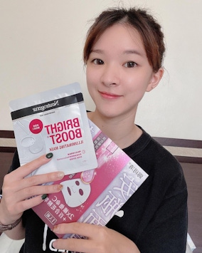 美白面膜試用推薦百萬熱銷天后－露得清《超能亮修護安瓶面膜》全新升級強勢回歸～三效煥亮、水潤、修護1片有感，面膜控必收！