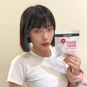 美白面膜試用推薦百萬熱銷天后－露得清《超能亮修護安瓶面膜》全新升級強勢回歸～三效煥亮、水潤、修護1片有感，面膜控必收！