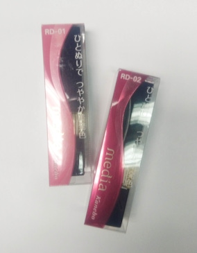 網友公認「包色首選」，《media媚點水灩光唇膏》體驗滿意度大公開！唇膏試用推薦