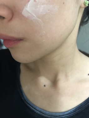 30年破百萬瓶口碑銷售佳績百優精純乳霜推薦！它創造了化妝台前的經典傳說，抗初老要趁早開始！