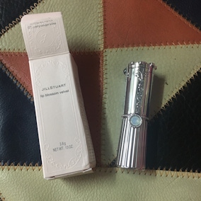 打造本季大勢花瓣唇就靠它．．．《吉麗絲朵花舞絲絨霧唇膏》你試過嗎？