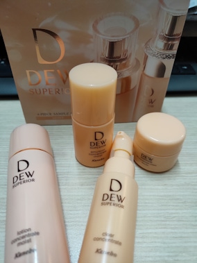 識貨行家瘋狂搶購DEWS隱藏版超值限量保濕贈品組！你試過沒？