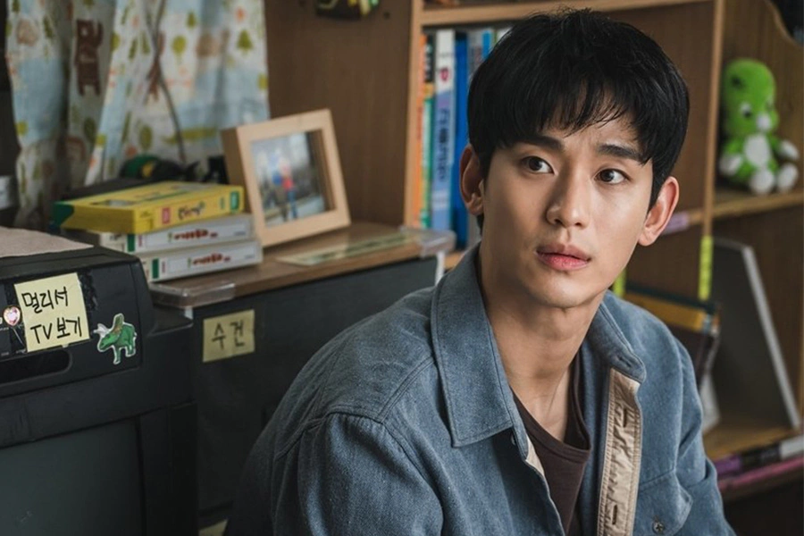 Netflix 金秀賢 韓劇《雖然是精神病但沒關係》|美周報