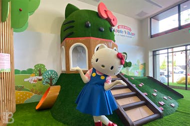 Hello kitty蘋果村親子餐廳  頭份｜美周報