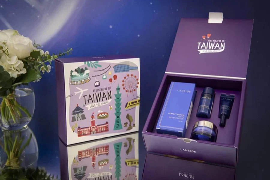 LANEIGE蘭芝【藍色小電瓶經典禮盒】 韓系保養品牌蘭芝在今年特別針對25歲女生所推出的保養,讓