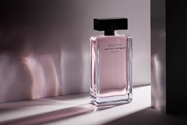 #香水推薦｜narciso rodriguez for her 深情繆思淡香精｜美周報