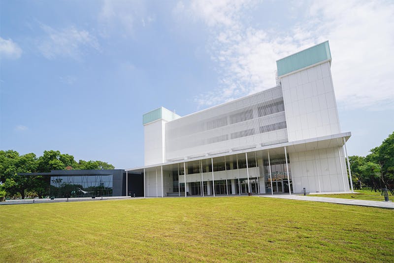 全台超美圖書館｜屏東縣立圖書館總館