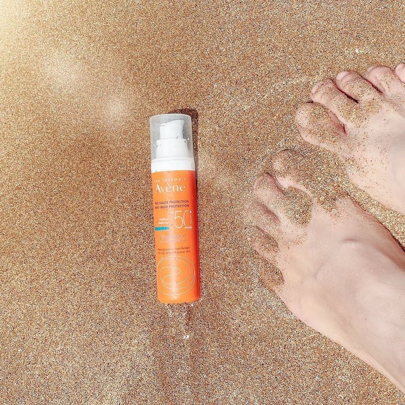 海洋友善防曬推薦Avene雅漾 全效極護控油清爽防曬液 SPF50+｜美周報