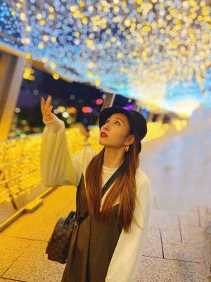 Yna 尹娜