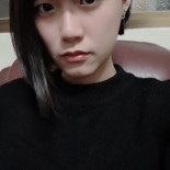 依依