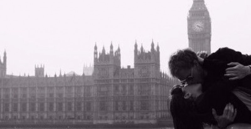 只能說～他真的很愛妳！12星座男陷入熱戀的反常行為（中）