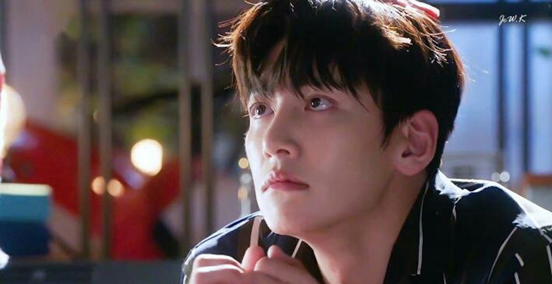 女孩們自行斟酌～這3個星座男只想當小白臉，被罵「吃軟飯」也無所謂｜星座分析